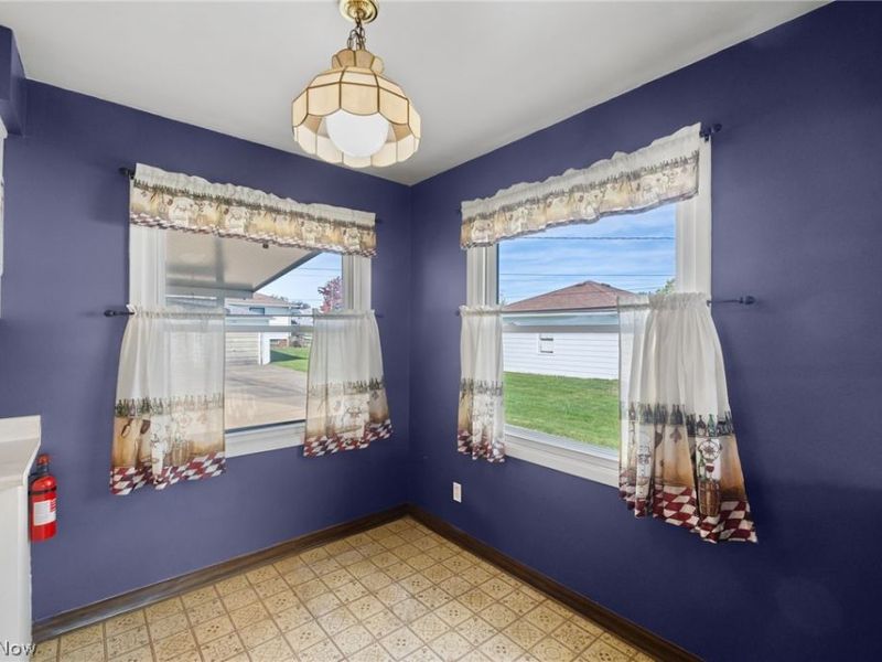 5630 Queens Highway, Parma, OH 44130 Photo 7
