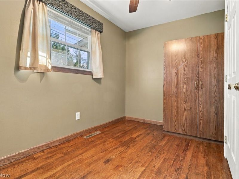 1010 S Broadway Street, New Philadelphia, OH 44663 Photo 23