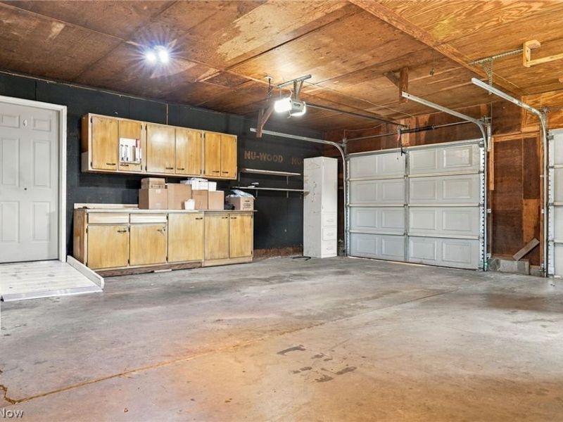 1010 S Broadway Street, New Philadelphia, OH 44663 Photo 24