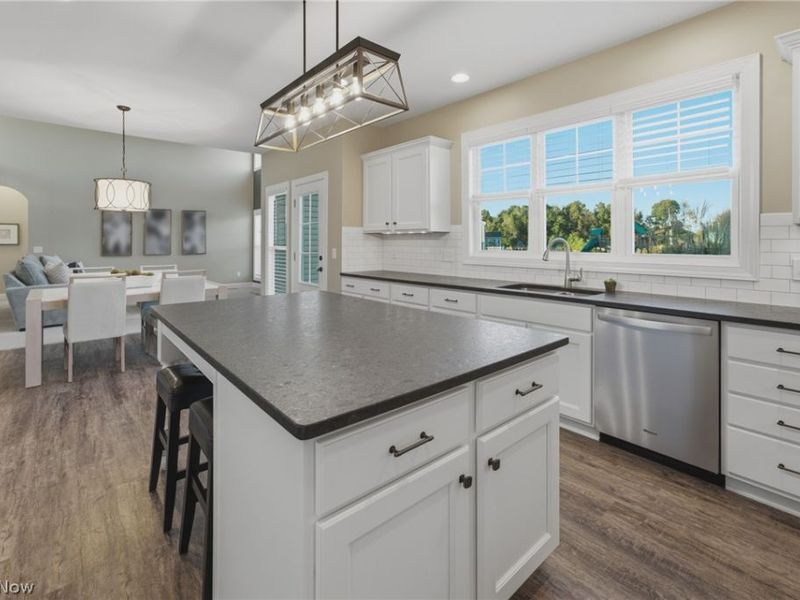2625 Ledgestone Drive NW, Uniontown, OH 44685 Photo 10
