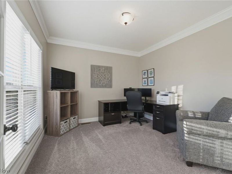 2625 Ledgestone Drive NW, Uniontown, OH 44685 Photo 3