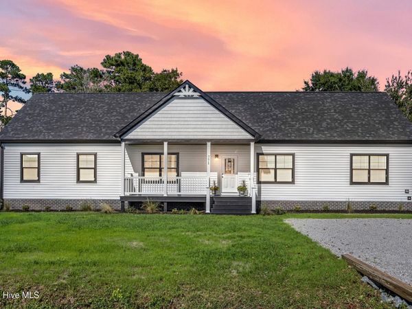 771 Factory Road , Hampstead, NC 28443