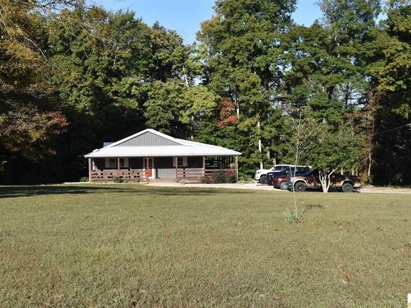 325 Graham Cemetary , Summersville, KY 42782