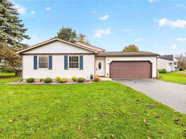 4 Citation Drive, Henrietta, NY 14467