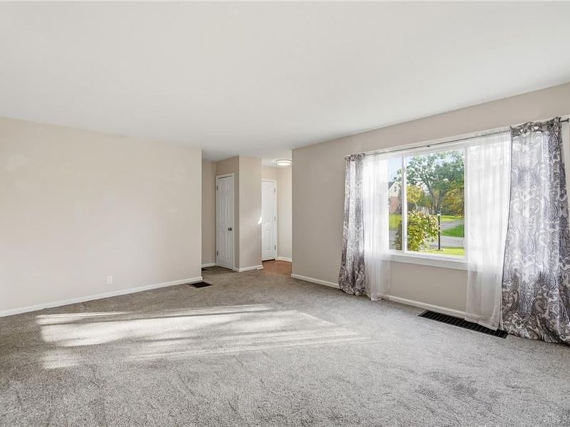 1661 Forestdale Avenue, Beavercreek, OH 45432 Photo 12