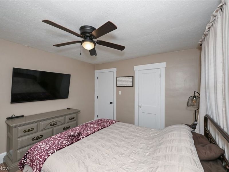 333 S Silver Street, Louisville, OH 44641 Photo 33