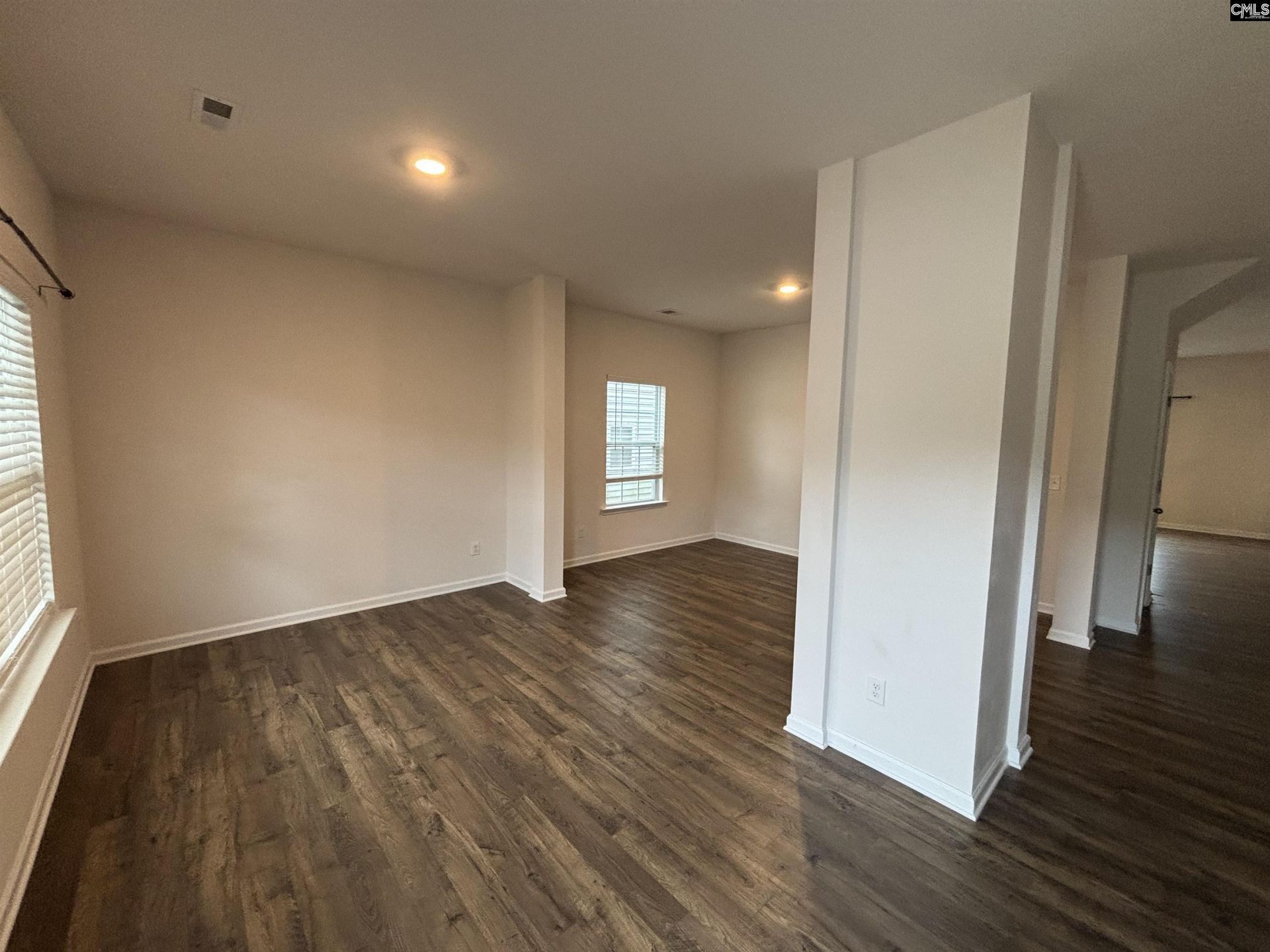 308 Barony Place Drive  Photo 4