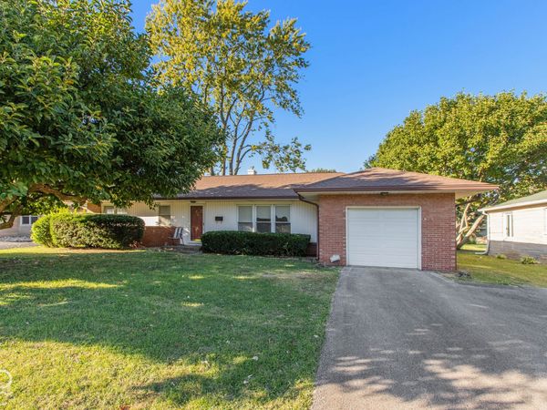 6776 Springer Avenue, Indianapolis, IN 46219