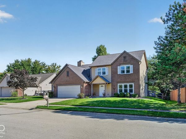 7567 Meadow Ridge Drive, Fishers, IN 46038