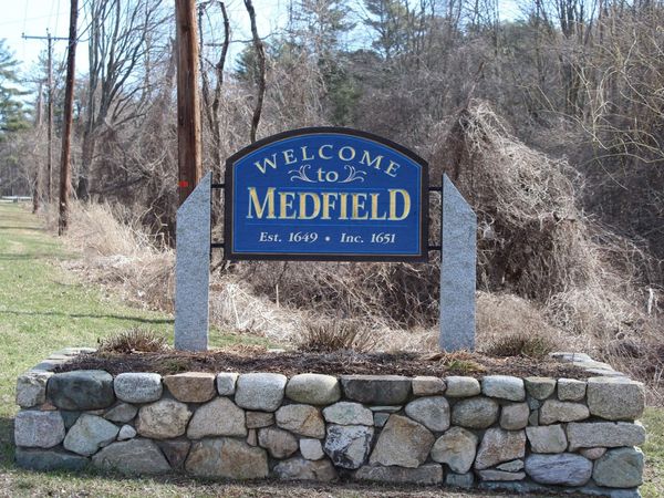 18 Hearthstone Drive, Medfield, MA 02052
