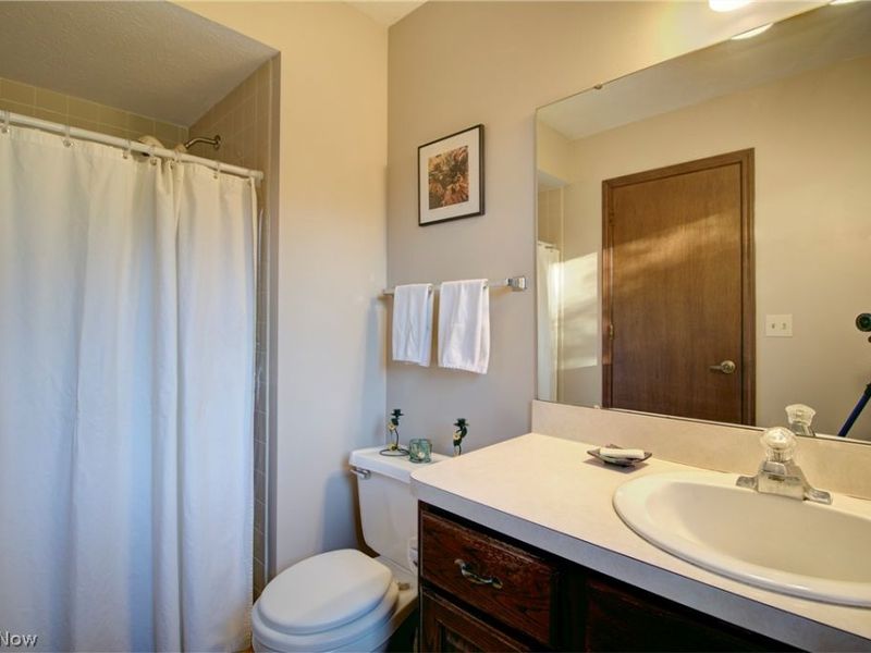 7170 Windwood Way, Olmsted Township, OH 44138 Photo 36