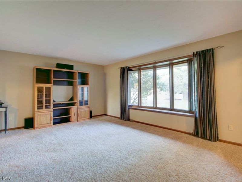 7170 Windwood Way, Olmsted Township, OH 44138 Photo 8