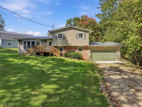7011 Kensington Road NE, Carrollton, OH 44615