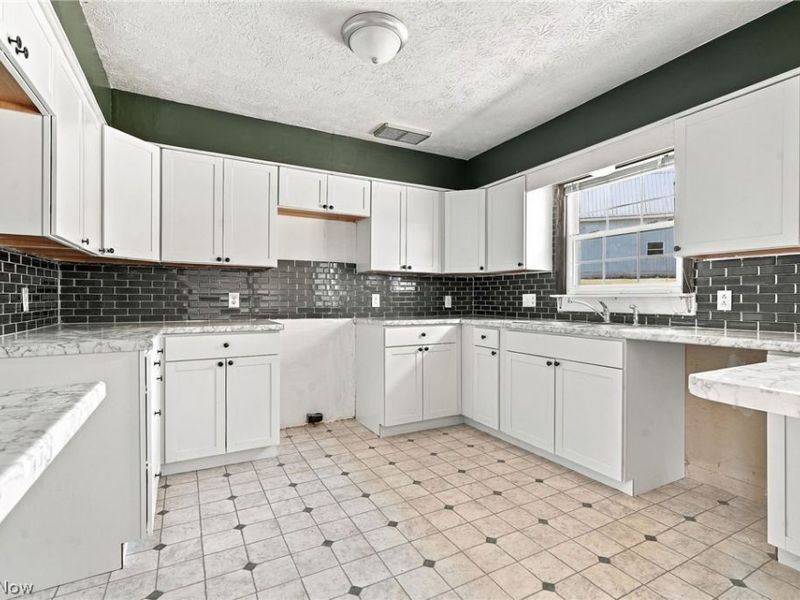 7011 Kensington Road NE, Carrollton, OH 44615 Photo 7