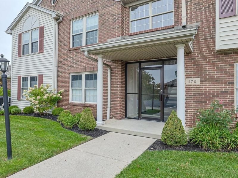 172 Palisades Pointe, Unit 1, Cincinnati, OH 45238 Photo 3