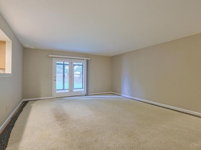 172 Palisades Pointe, Unit 1, Cincinnati, OH 45238 Photo 4