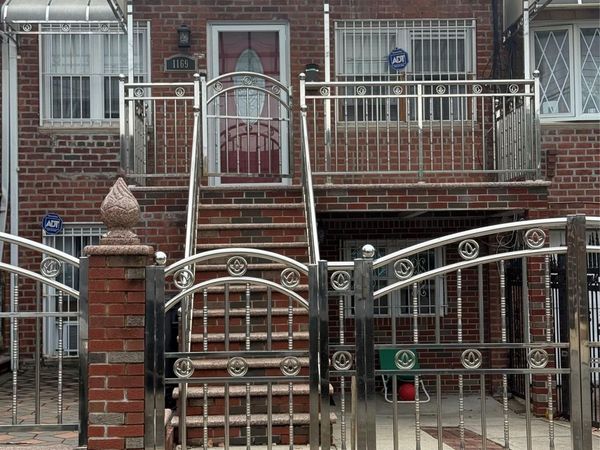 1169 E 101st Street , Brooklyn, NY 11236