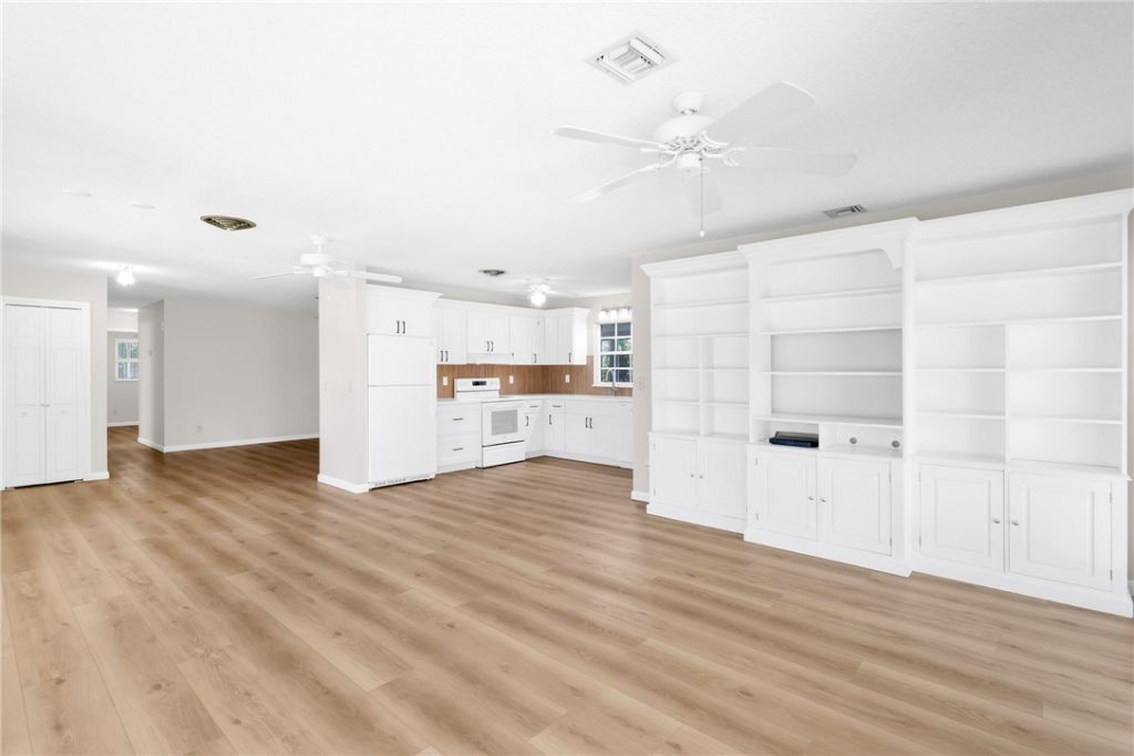 4545 13th Street, Vero Beach, FL 32966 Photo