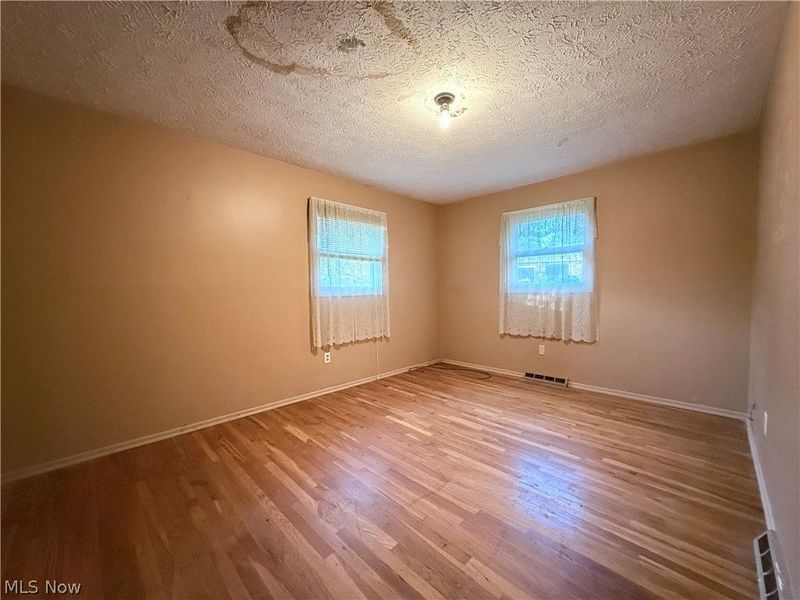 10715 Orrville Street NW, Massillon, OH 44647 Photo 3