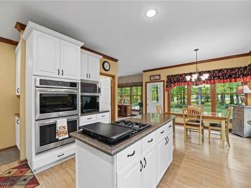 8519 Windsor Way, Broadview Heights, OH 44147 Photo 9