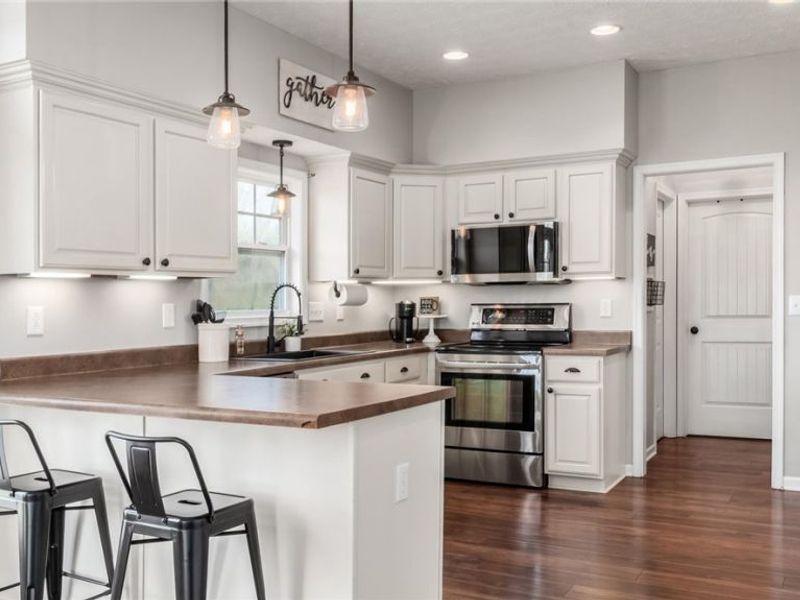 7957 Black Avenue, Cambridge, OH 43725 Photo 15