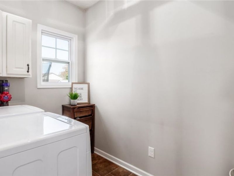 7957 Black Avenue, Cambridge, OH 43725 Photo 26