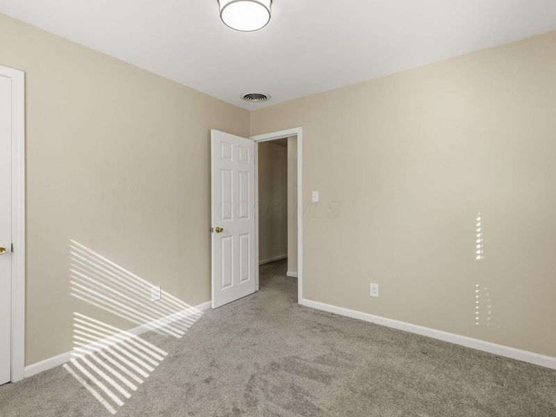 3456 Torrington Street , Hilliard, OH 43026 Photo 16