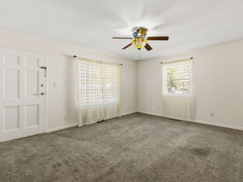 3456 Torrington Street , Hilliard, OH 43026 Photo 7