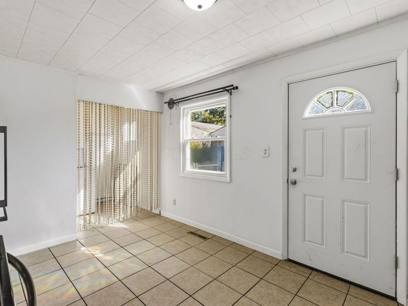 3456 Torrington Street , Hilliard, OH 43026 Photo 8