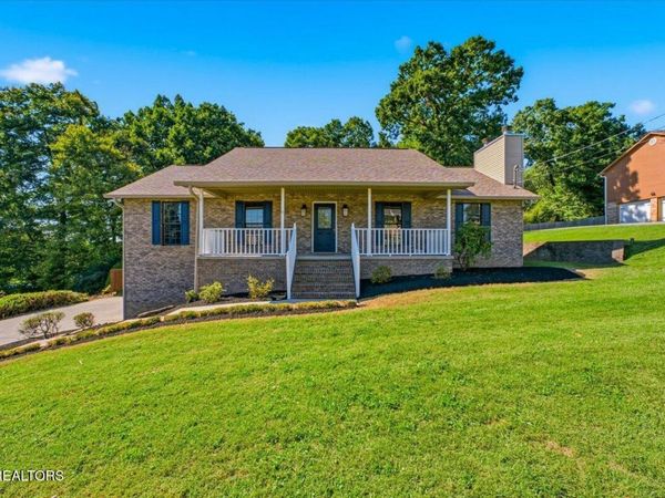 9229 Hollander Lane, Knoxville, TN 37931