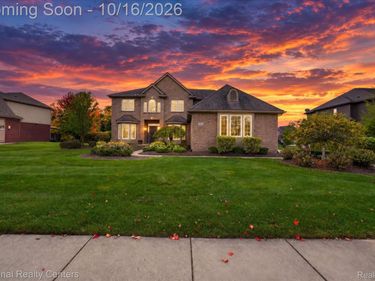 52347 Ferndale Drive, Lyon Township, Mi 48167