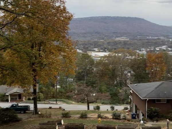 40 Clift Trail , Rossville, GA 30741
