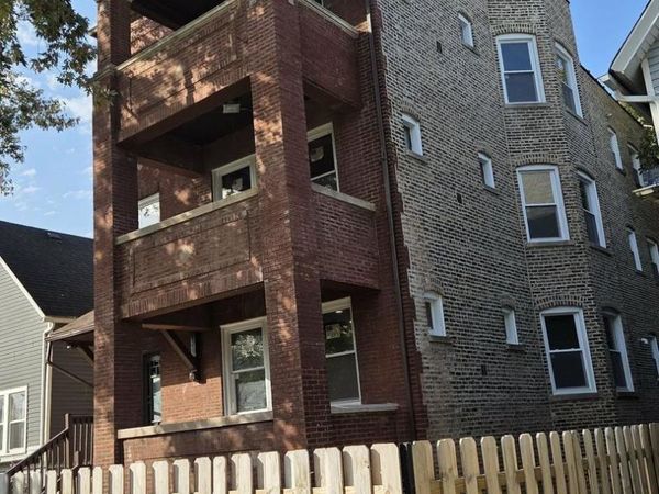 18 E 113th Street , Chicago, IL 60628