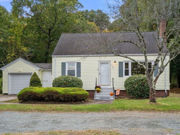 508 Oak St, Franklin, MA 02038