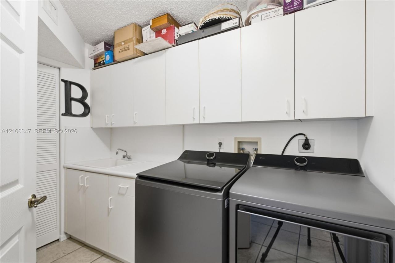 7759 Granville Dr , Unit 306, Tamarac, FL 33321 Photo