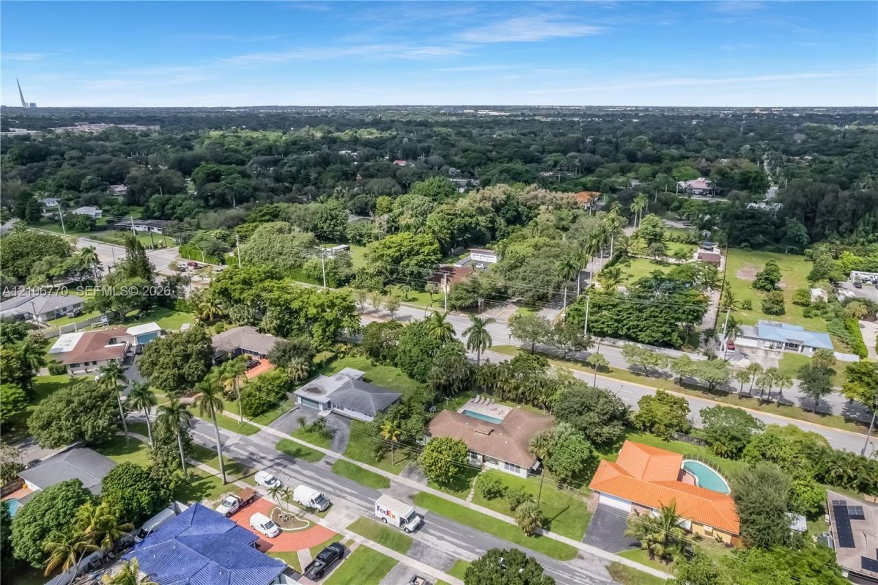 5701 SW 1st St , Plantation, FL 33317 Photo