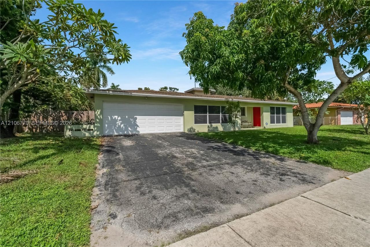 5701 SW 1st St , Plantation, FL 33317 Photo