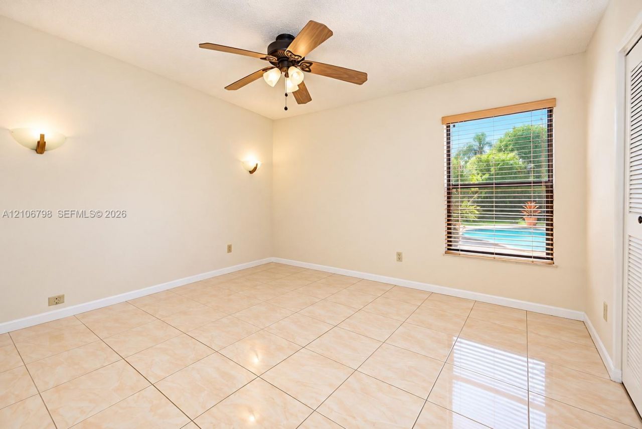 14750 SW 156th St , Miami, FL 33187 Photo