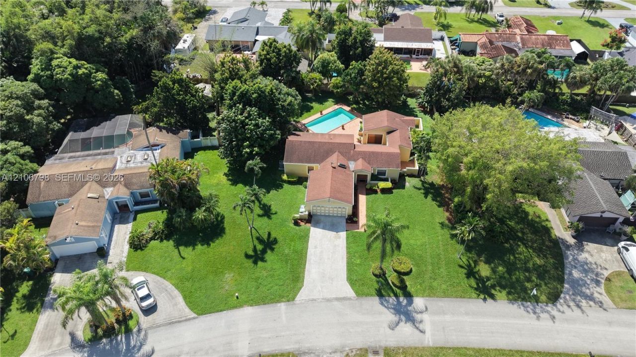 14750 SW 156th St , Miami, FL 33187 Photo