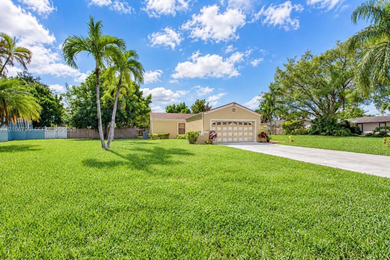 14750 SW 156th St , Miami, FL 33187 Photo