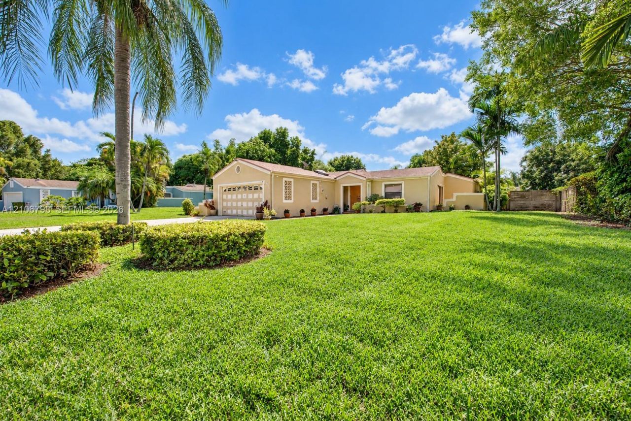 14750 SW 156th St , Miami, FL 33187 Photo