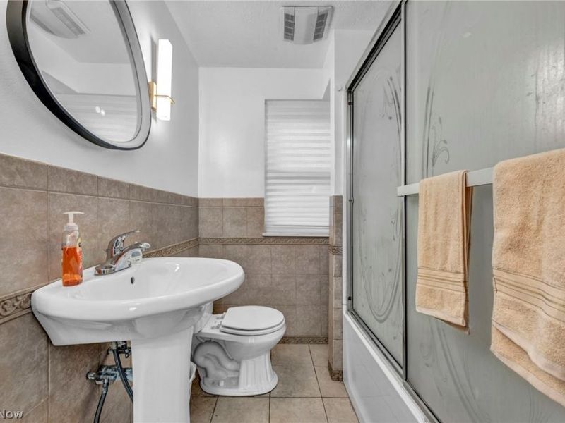 3222 W 115th Street, Cleveland, OH 44111 Photo 15