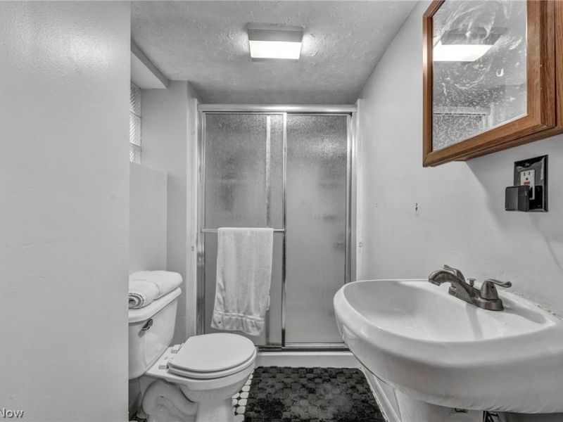 3222 W 115th Street, Cleveland, OH 44111 Photo 16