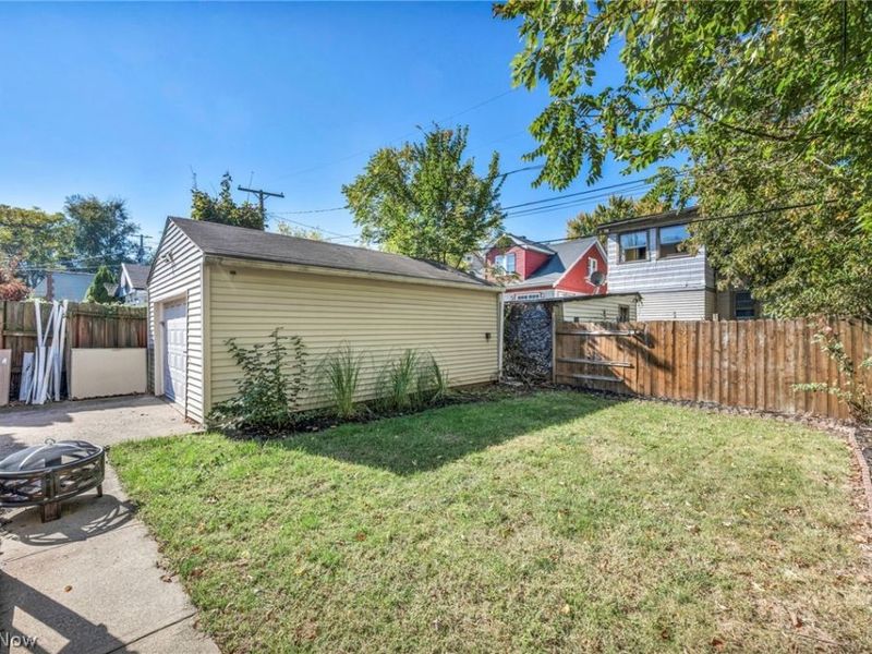 3222 W 115th Street, Cleveland, OH 44111 Photo 30