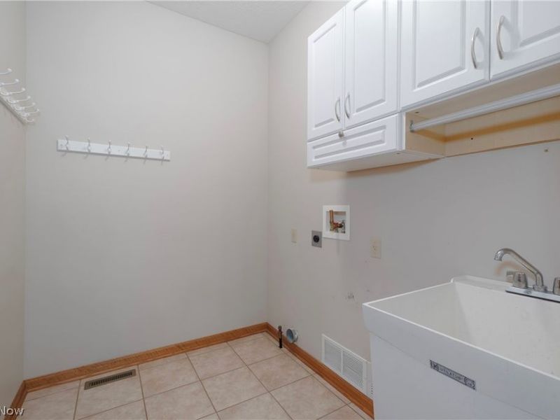 6780 Shiloh Street NW, Canton, OH 44708 Photo 16