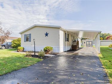 6300 Whispering Woods Drive , Williamson, NY 14589