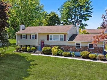 2795 Sunrise Street , Yorktown Heights, NY 10598