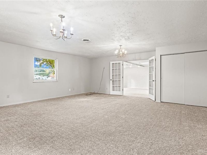 5625 Bradley Drive, Tipp City, OH 45371 Photo 12