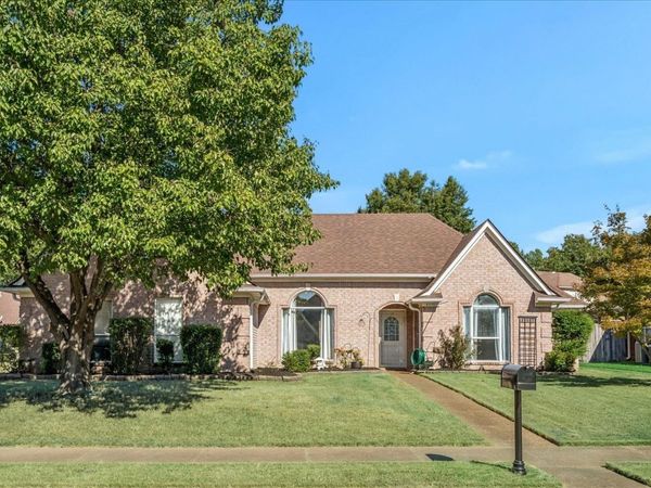 6570 ALTRURIA CREEK CT, Bartlett, TN 38135