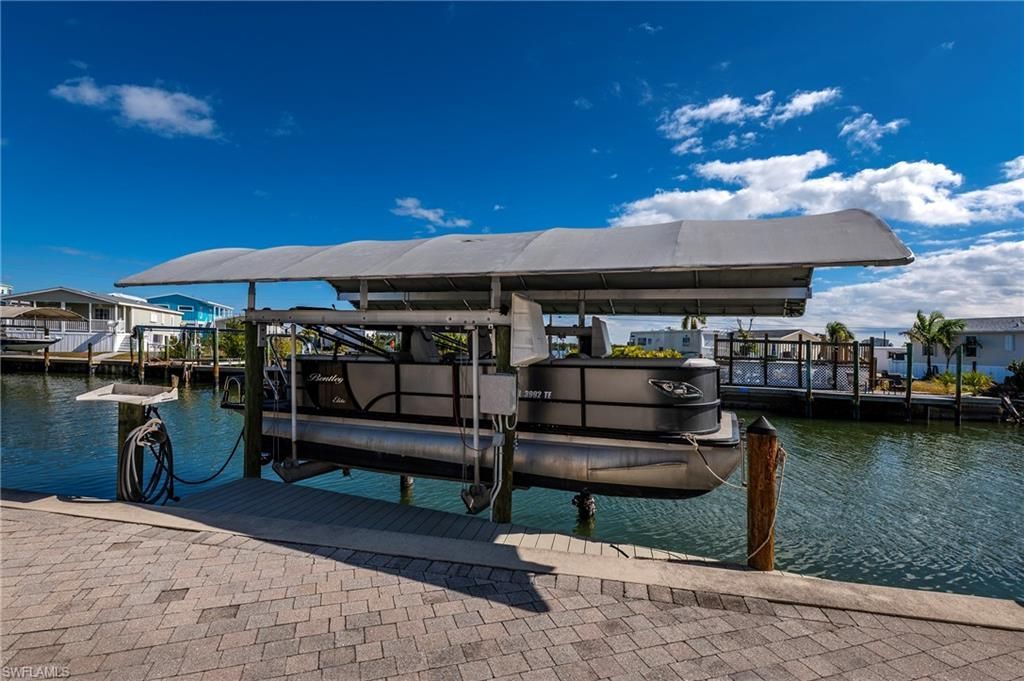 23 Nancy Ln , Fort Myers Beach, FL 33931 Photo